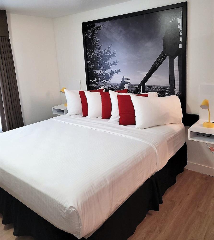 Super 8 By Wyndham Calgary Shawnessy Area Hotel Ngoại thất bức ảnh